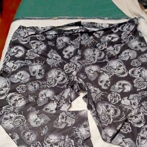 Skull and Rose Patterned Leggings